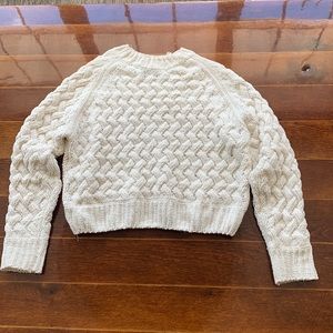 Kendall and Kylie white knitted sweater size small